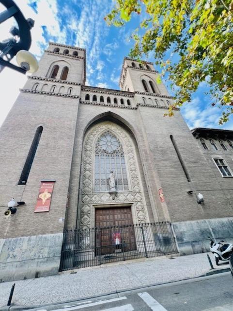 Apartamento Nolasco Zaragoza Dış mekan fotoğraf